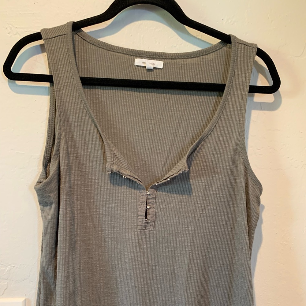 Maurice’s tank top